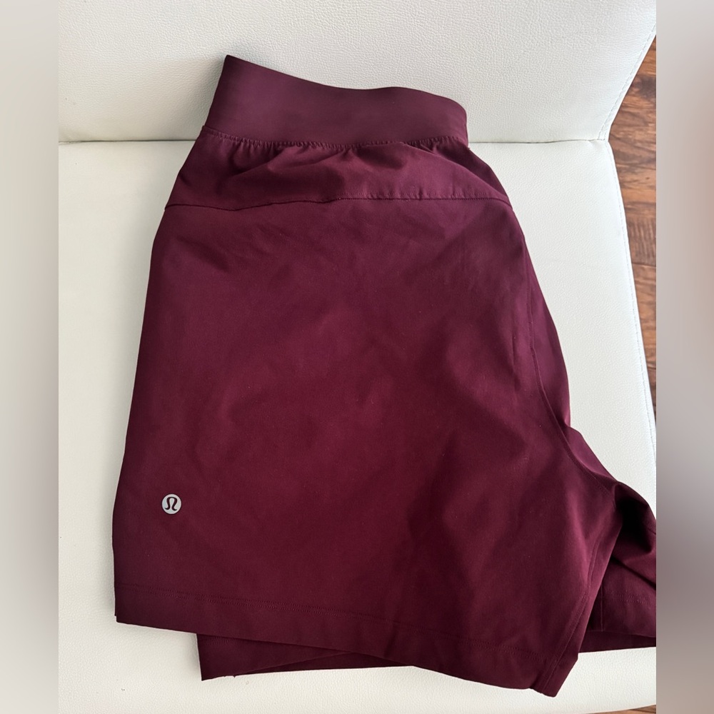 Lululemon Zeroed In Linerless Short 5" MAROON Size Medium